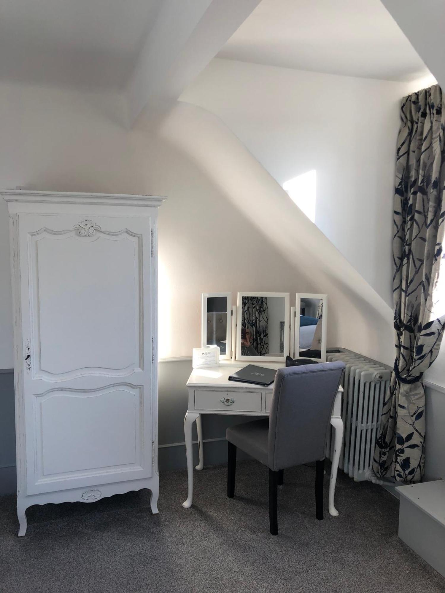 No 6 B&B Landivy Rom bilde